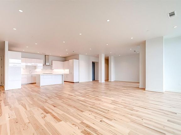 5th image of 4521 San Felipe St Unit 1405