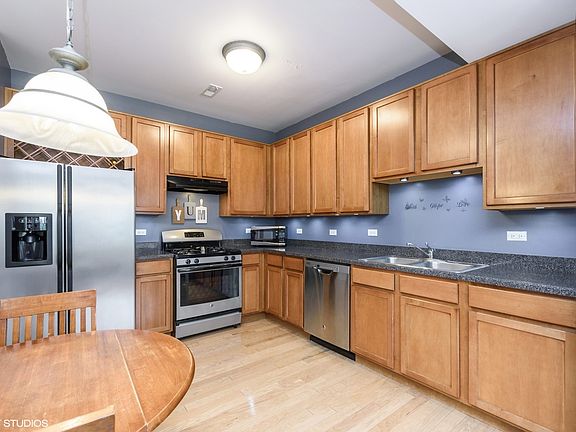 4th image of 2076 Limestone Ln