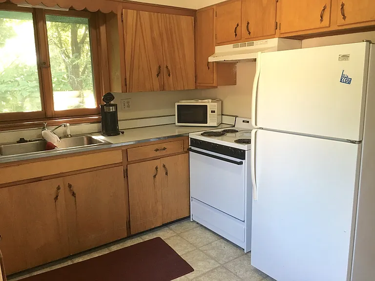 400 Mimosa Ct #5 — Photo 4