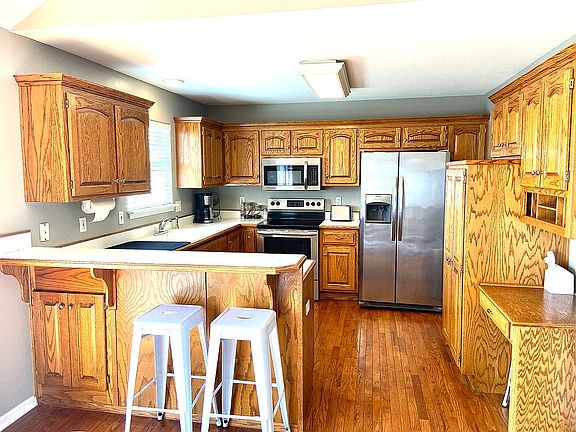 5th image of 23703 W 58th St