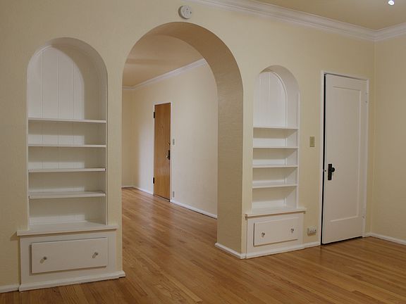 The White Apartments - Portland Oregon