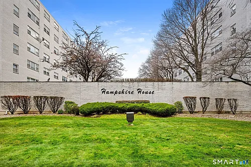 891 Farmington Ave #5F Photo 1