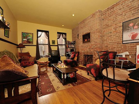 2nd image of 336 E 77th St APT 8