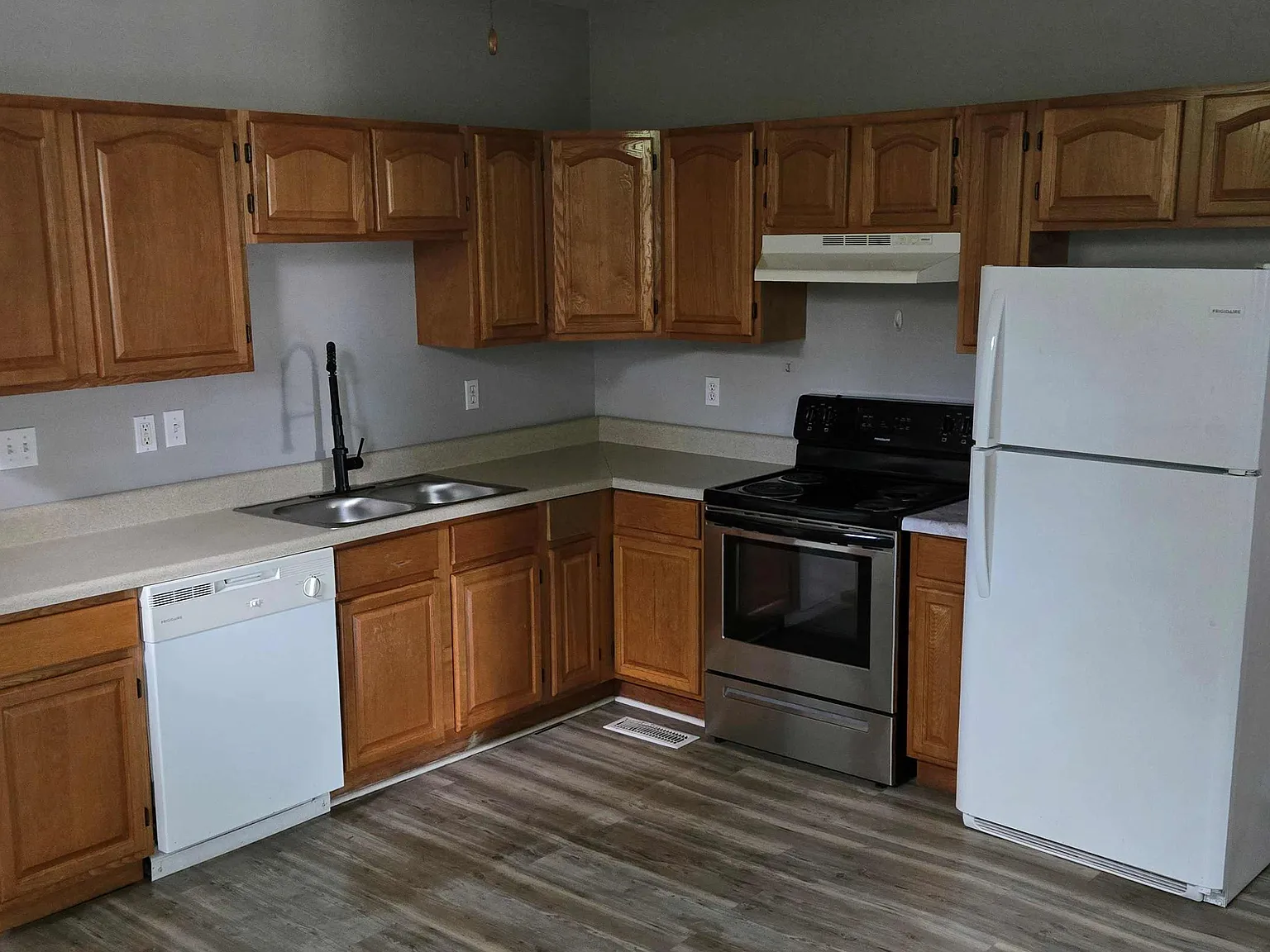2545 McCallie Ave — Photo 1
