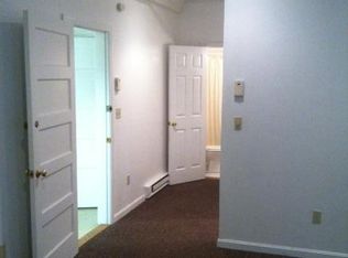 1075 Beacon St #B, Brookline, MA 02446