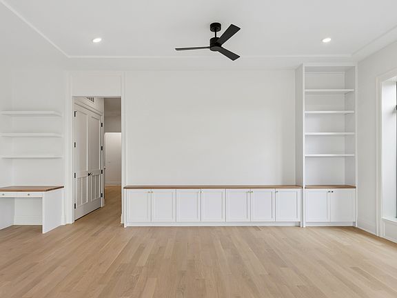 4th image of 405 W Armitage Ave #4N