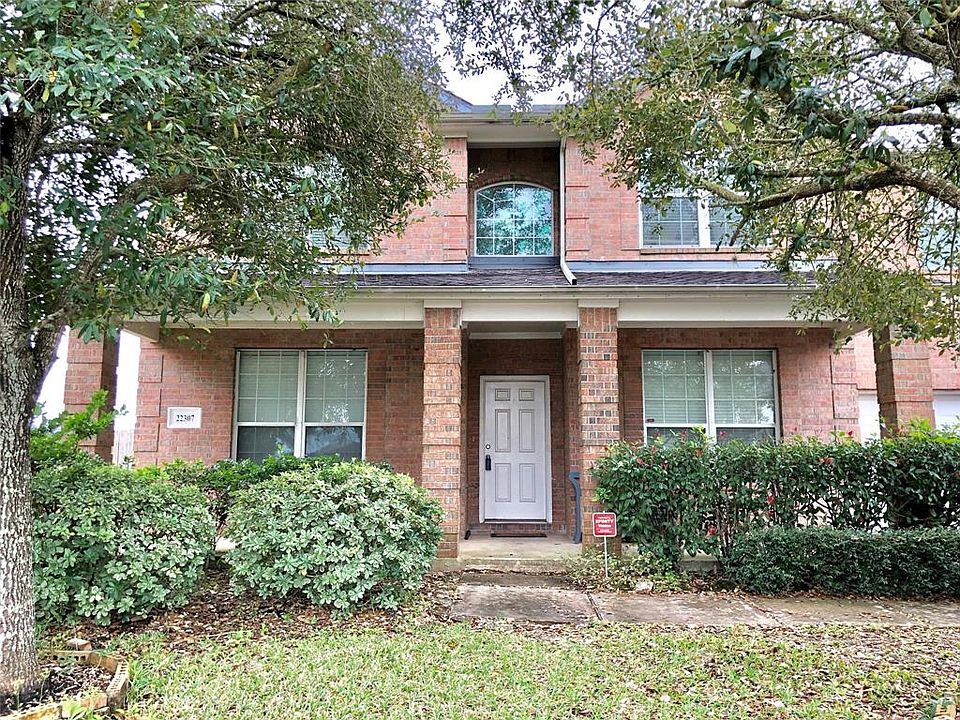 1st image of 22307 Naple Hollow Ln