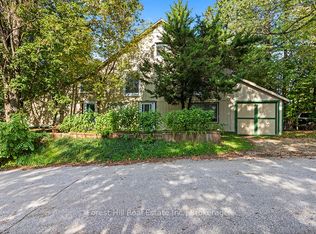15 Hill St, Grey Highlands, ON N0C1E0