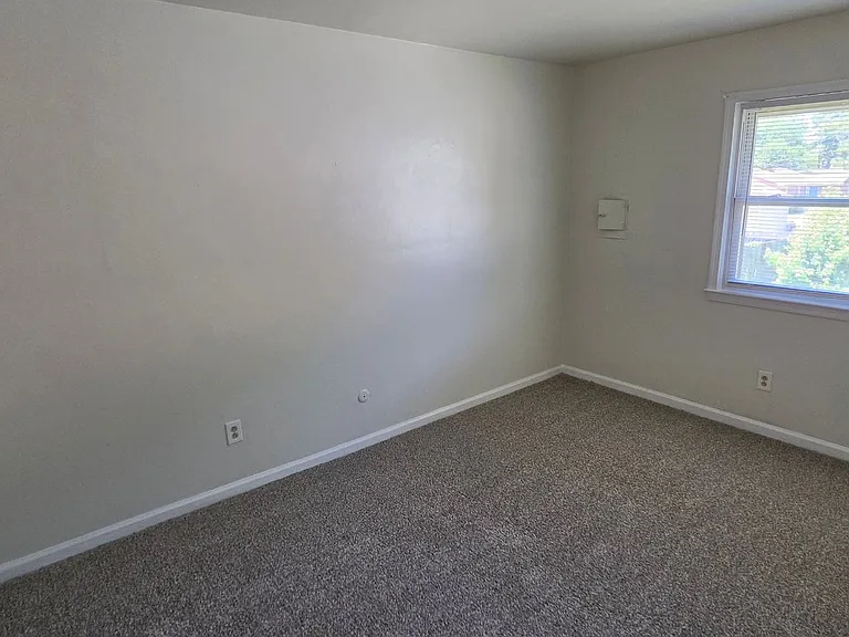 1810 Sparrow Rd — Photo 12