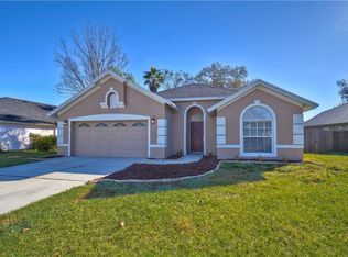 5840 Azure Dr, Wesley Chapel, FL 33545