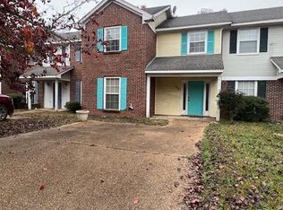 355 Brookwood Lake Pl, Jackson, MS 39272