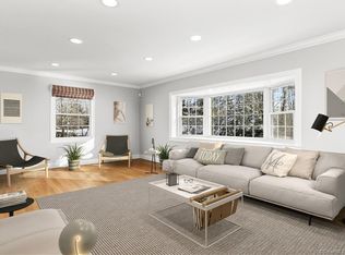 308 Rock Rimmon Rd, Stamford, CT 06903