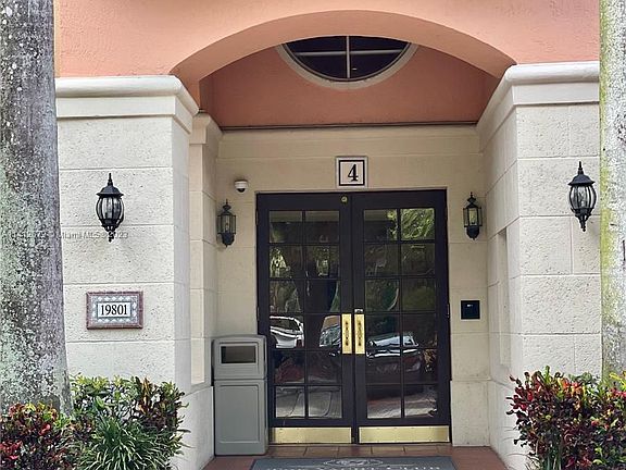 3rd image of 19801 E Country Club Dr #4201