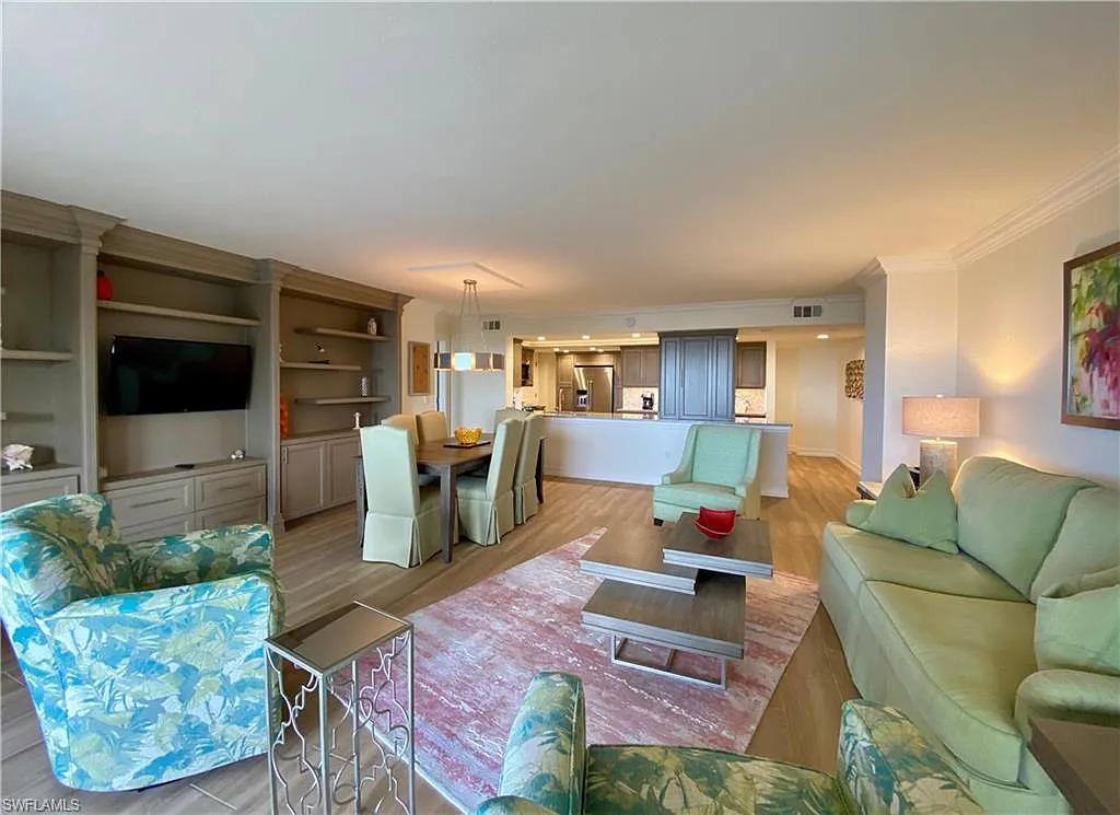 2 bed, 2.0 bath, 1600 sqft, $18,000 — Photo 3