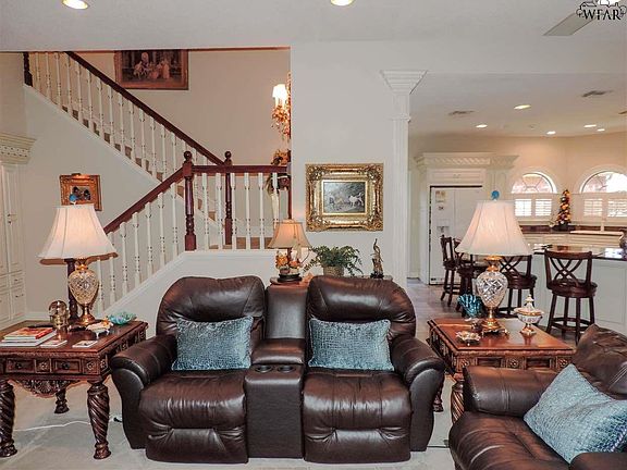 5th image of 2902 Loma Linda Ln