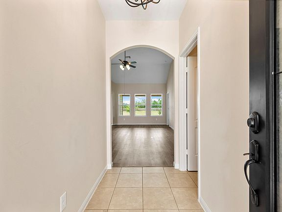 2nd image of 18700 Carrizo Trl
