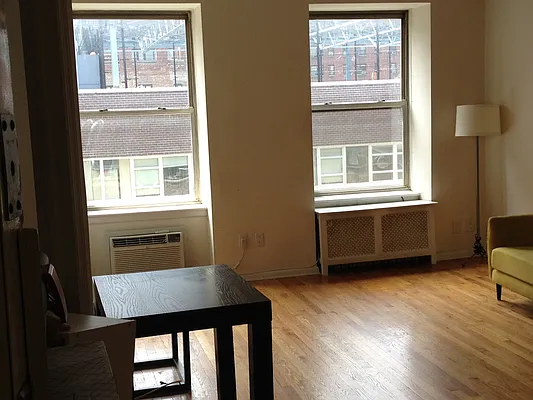 Rented by CNYC Apartments | media 25