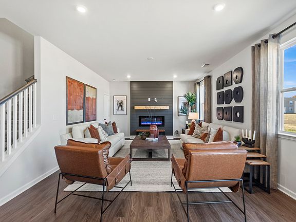 4th image of 716 Hallman Branch Ln