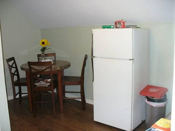 4th image of 1016 Mineral Spring Ave APT 3