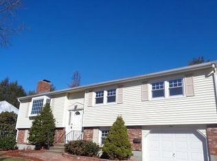 9 Cricklewood Dr, Leicester, MA 01524