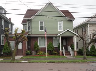 42 Salisbury St, Meyersdale, PA 15552