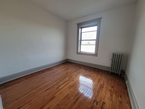 3rd image of 66 N Grove St #6E