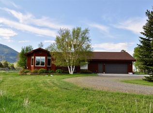 91 Loch Leven Rd, Livingston, MT 59047