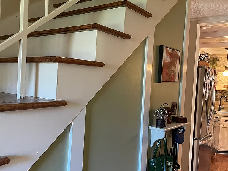 10945 Gilian Ln — Photo 20