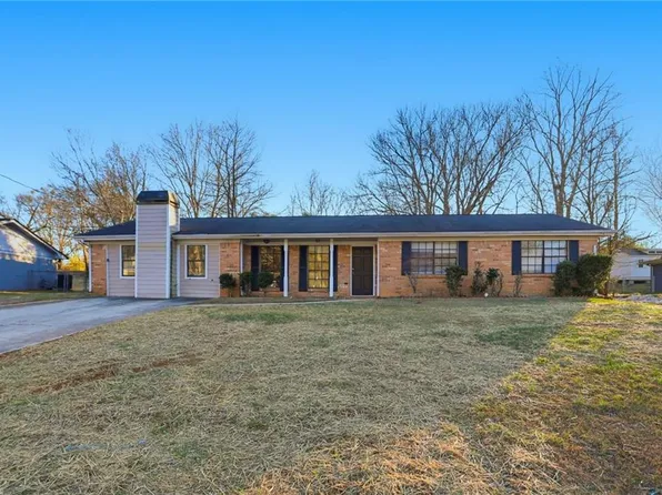 1627 Ridgeview Dr NW, Conyers, GA 30012