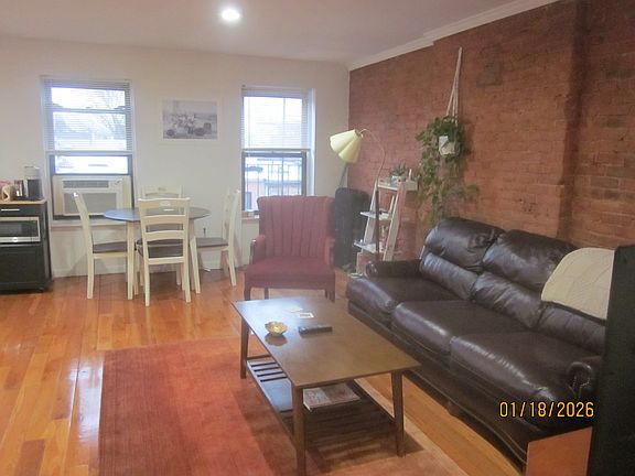 5th image of 630 Willoughby Ave APT 4