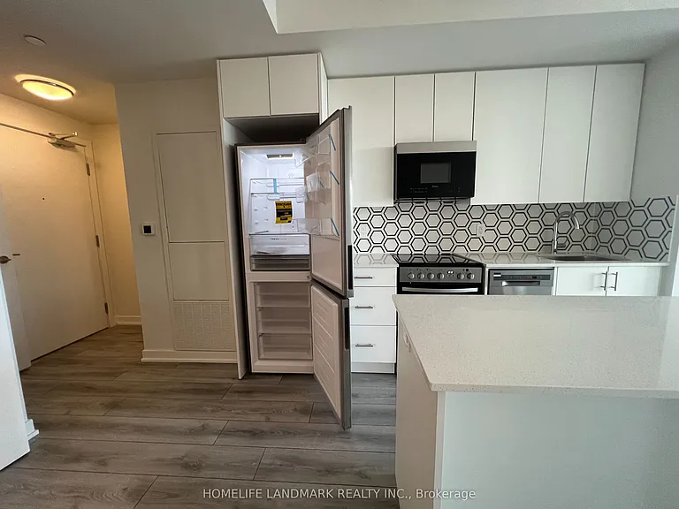 15 Ellerslie Ave #2211 — Photo 3