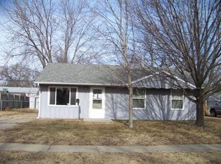 1330 Holiday Dr, Carter Lake, IA 51510