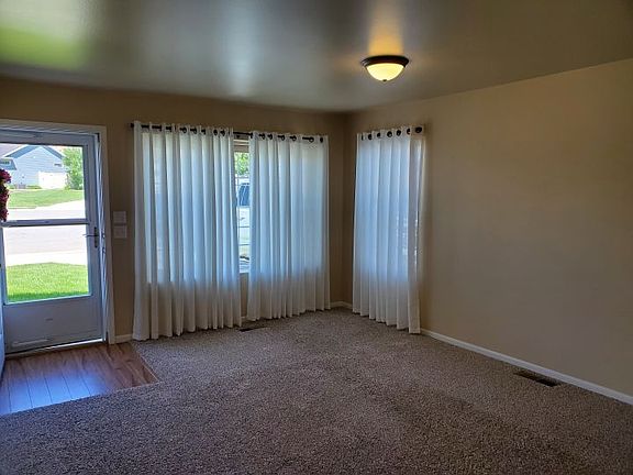 3rd image of 3477 Lucky Penny Ln
