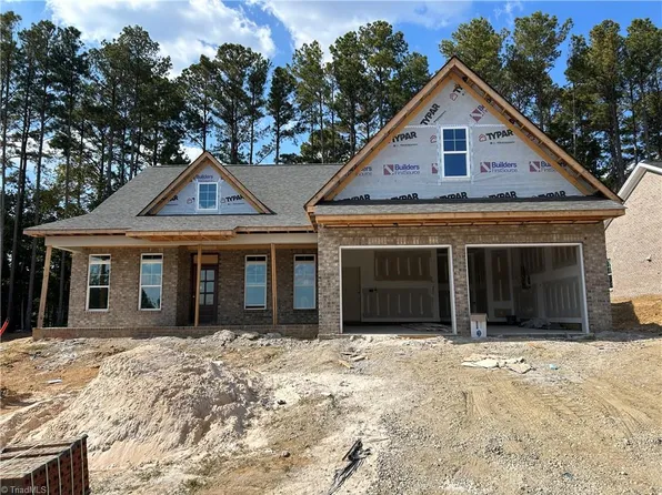 312 Olde Lantern Dr, Winston Salem, NC 27107