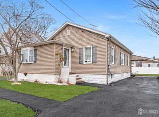 112 Trento St, Iselin, NJ 08830