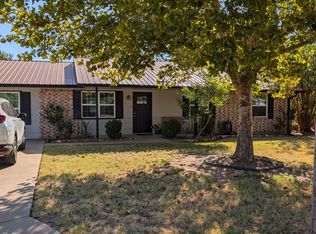 123 Elk Dr, Cache, OK 73527