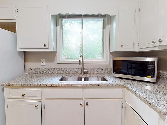 3rd image of 223 Leafwood Ln #13818901
