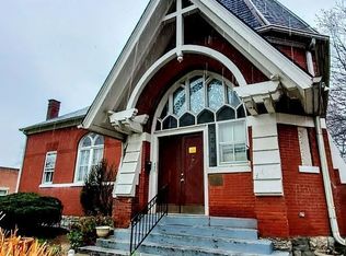 2322 W. Chestnut, Louisville, KY 40211