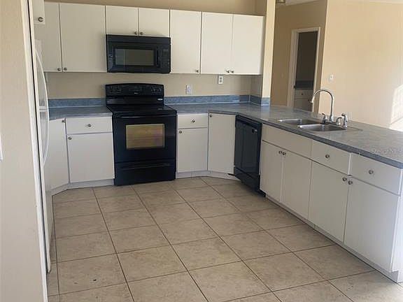 2nd image of 359 Alegriano Ct #359