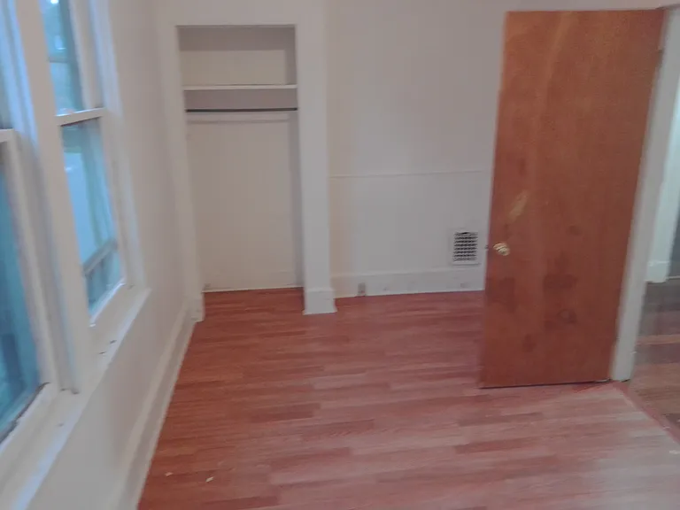 411 Noble St — Photo 46