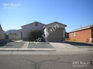 7452 S Nevil Dr, Tucson, AZ 85746