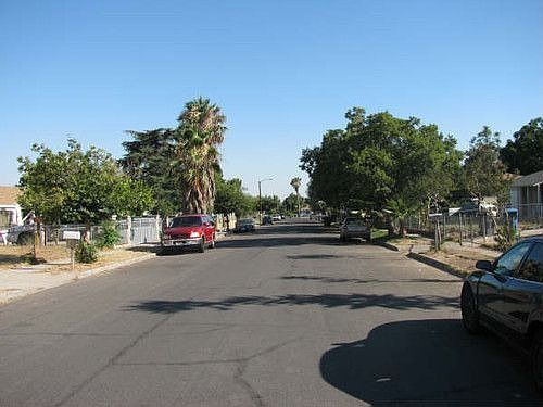 2nd image of 3074 Glenview Ave