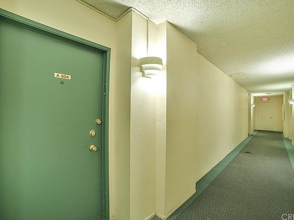 5th image of 5460 White Oak Ave Unit A304