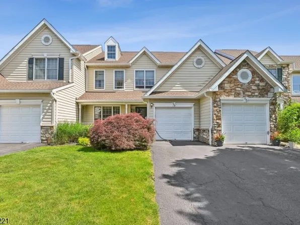 233 Patriot Hill Dr, Basking Ridge, NJ 07920