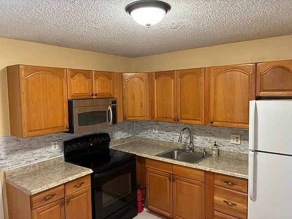 3rd image of 5686 Barnstead Cir