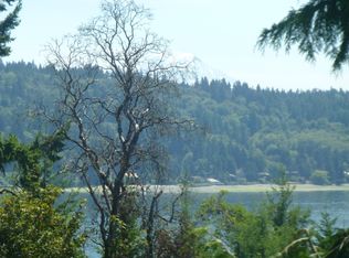 4225 NE Papoose Pl, Bremerton, WA 98311