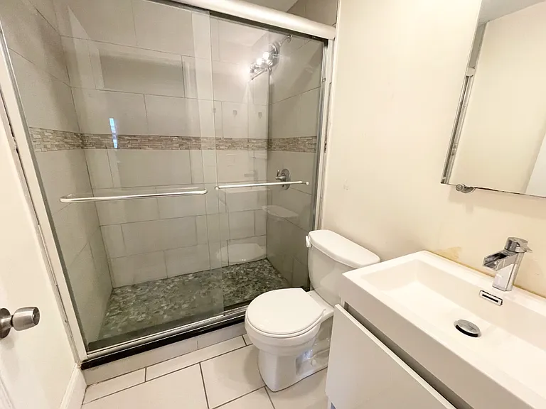 15 Sunset St #1F — Photo 6