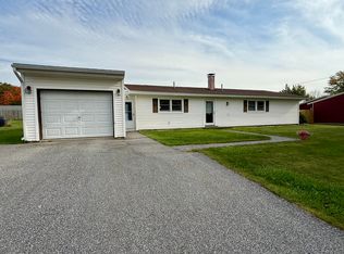 212 Randolph Dr, Bangor, ME 04401
