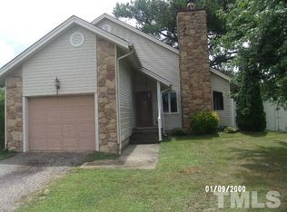 202 Violet Rd, Dunn, NC 28334