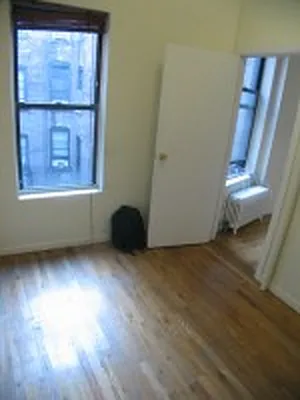 Rented by DSA Realty | media 12